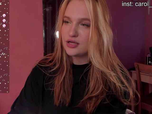 CarolineLovers webcam