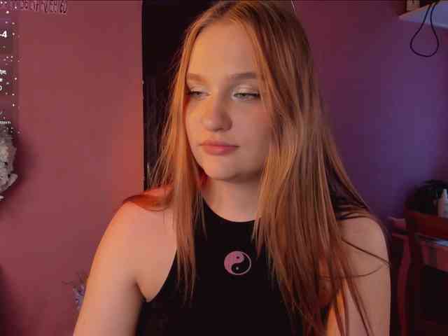 CarolineLovers webcam