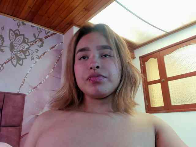 Camila webcam