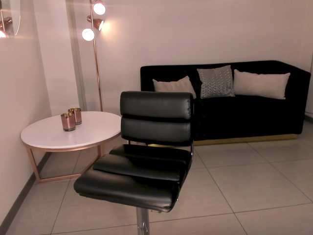 MariaHerrera's BongaCams show and profile