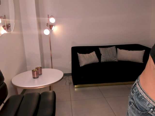 MariaHerrera's BongaCams show and profile