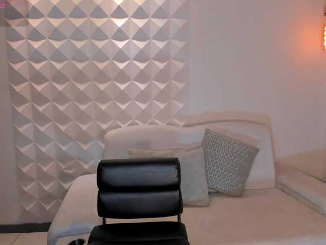 MariaHerrera's BongaCams show and profile