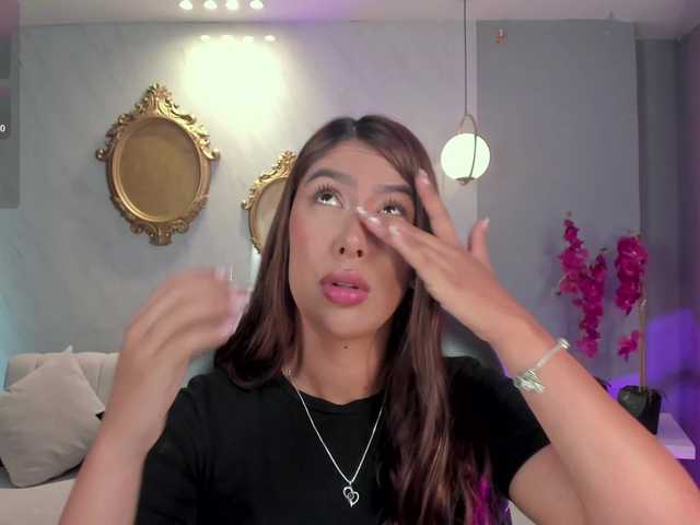 ArianaDumont's BongaCams show and profile