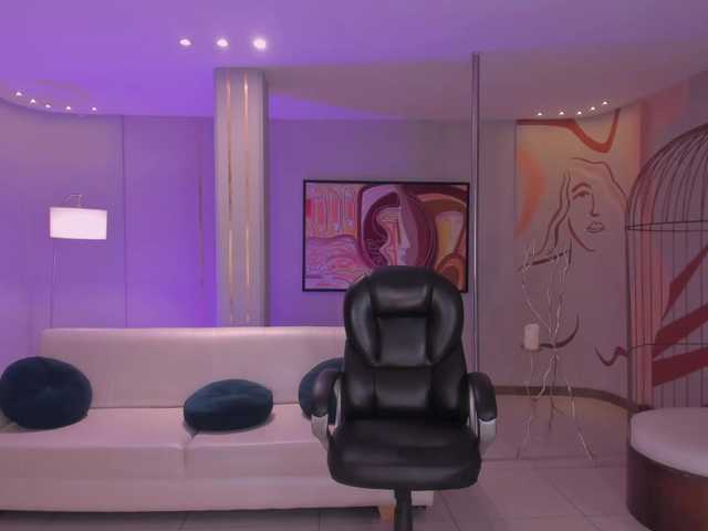 ArianaDumont's BongaCams show and profile