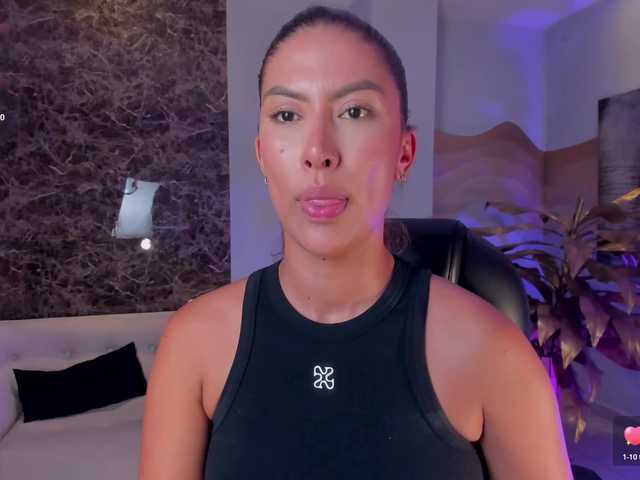 ArianaDumont's BongaCams show and profile