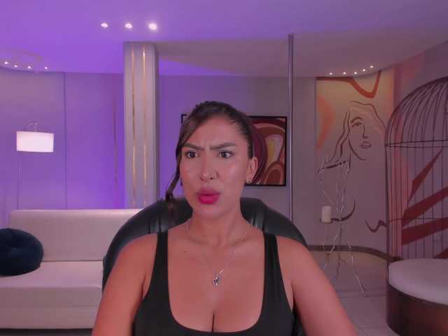 ArianaDumont's BongaCams show and profile