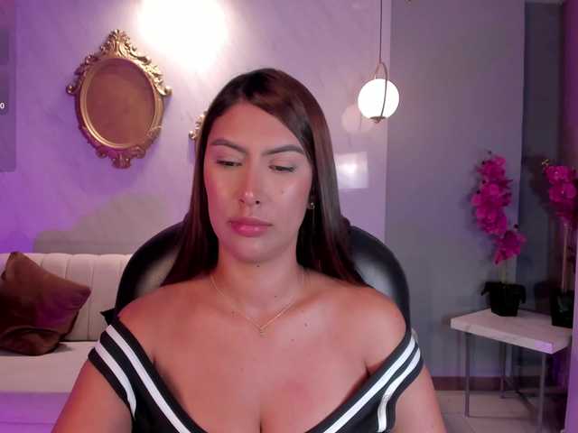ArianaDumont's BongaCams show and profile