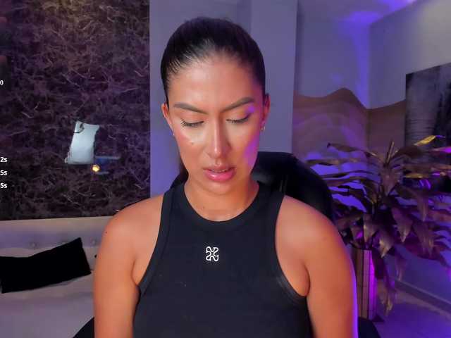 ArianaDumont's BongaCams show and profile