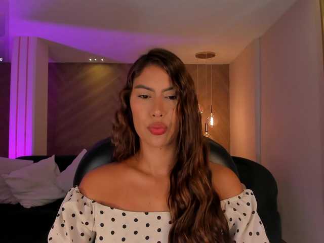 ArianaDumont's BongaCams show and profile