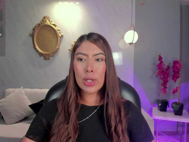 ArianaDumont's BongaCams show and profile