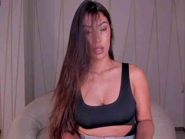 ArianaDumont webcam