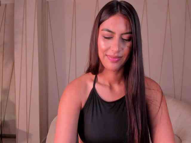 ArianaDumont webcam