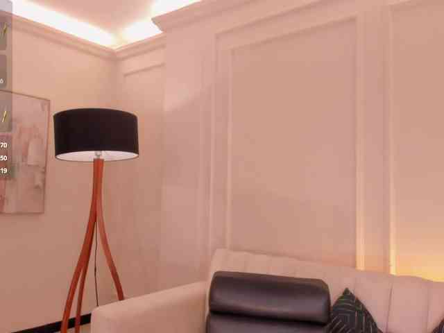 ArianaDumont webcam