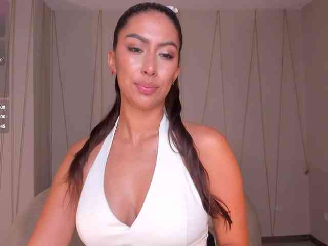 ArianaDumont webcam