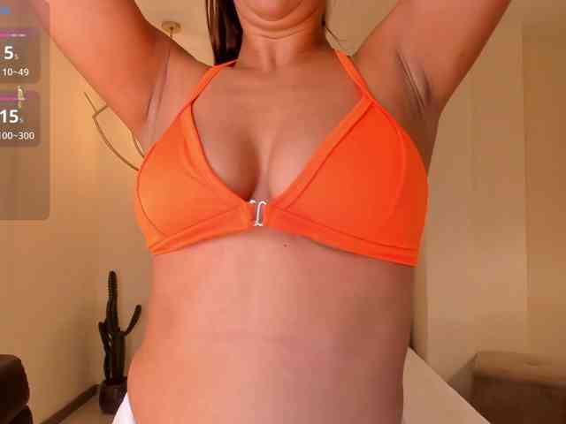 ArianaDumont webcam
