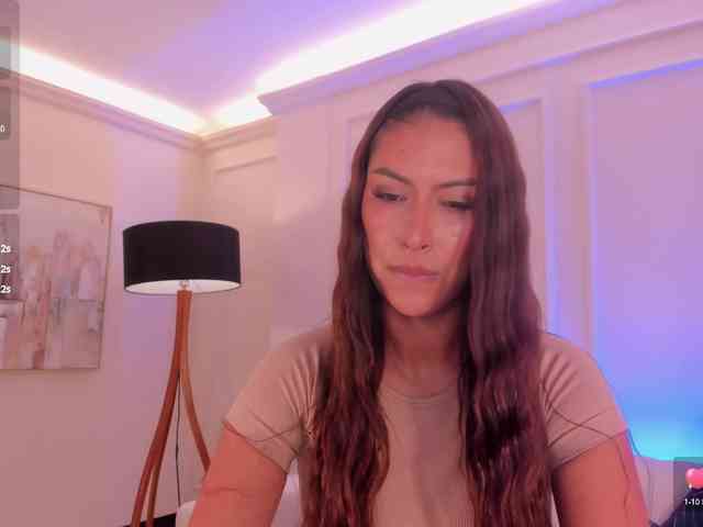 ArianaDumont webcam