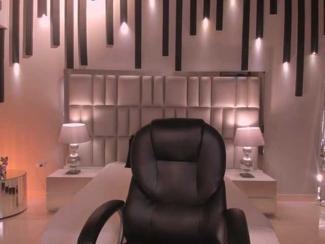 ValeriaRivera1's BongaCams show and profile