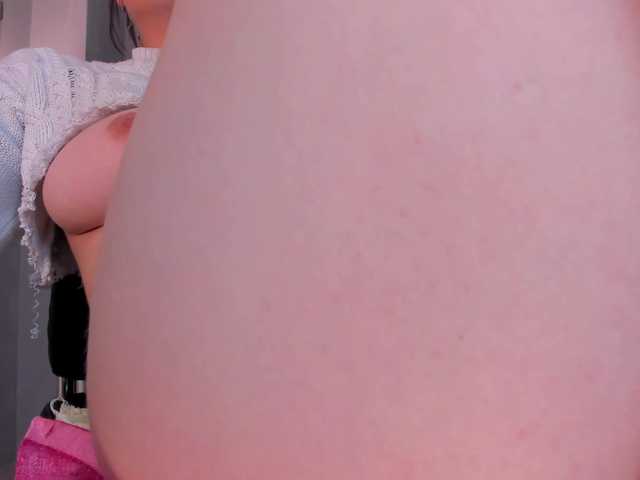 ValeriaRivera1's BongaCams show and profile