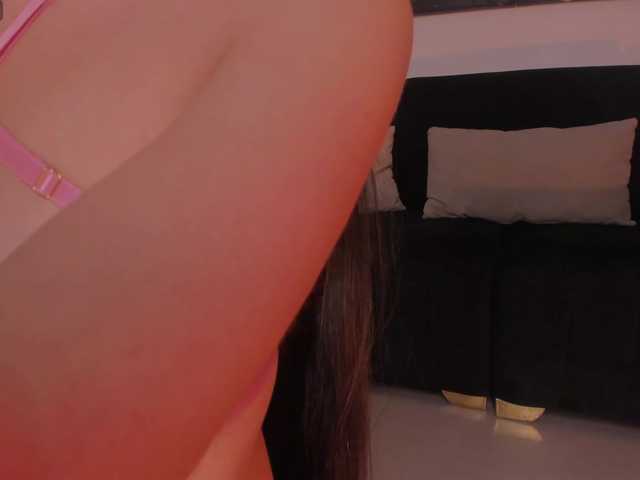 ValeriaRivera1's BongaCams show and profile