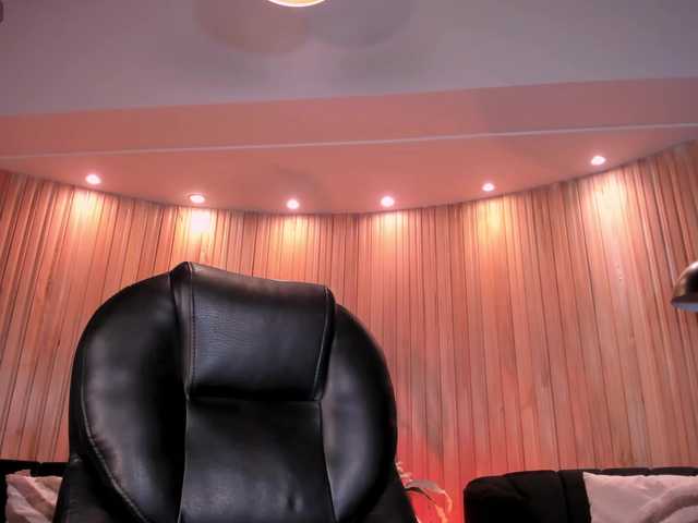 ValeriaRivera1's BongaCams show and profile