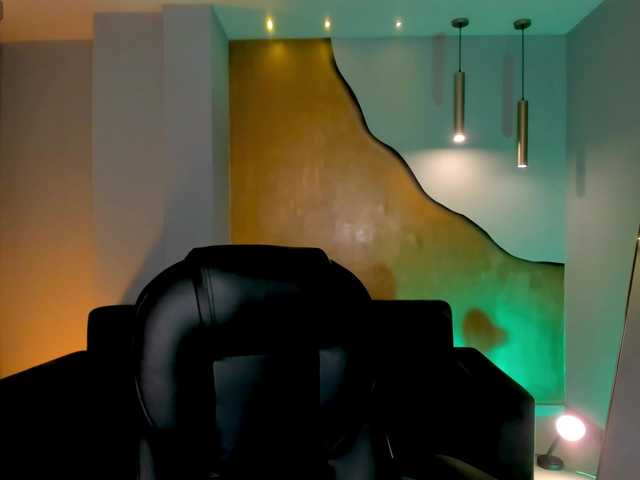 ValeriaRivera1's BongaCams show and profile