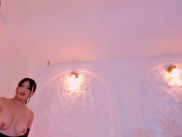 ValeriaRivera1's BongaCams show and profile