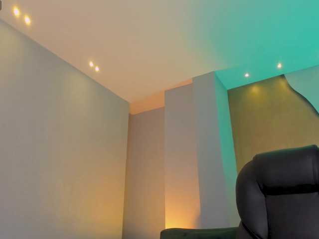 ValeriaRivera1's BongaCams show and profile