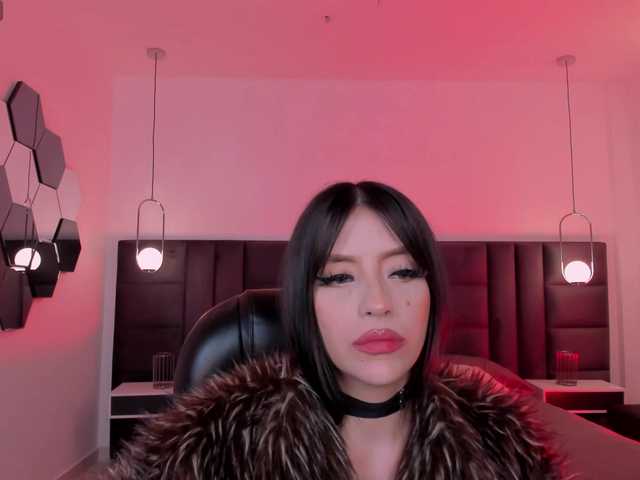 ValeriaRivera1's BongaCams show and profile