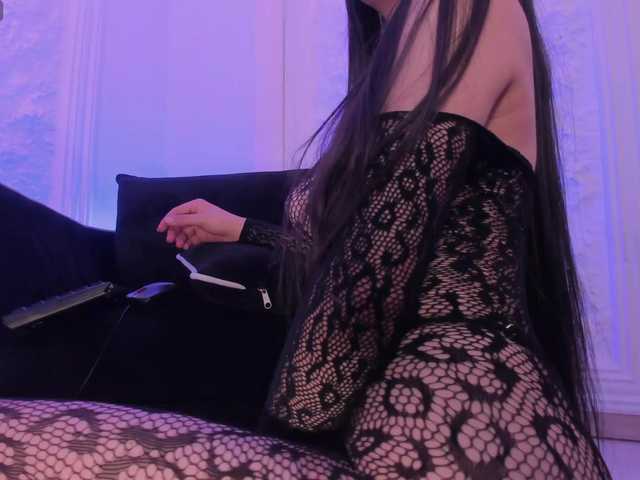 ValeriaRivera1's BongaCams show and profile