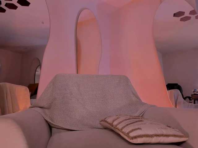 ValeriaRivera1's BongaCams show and profile