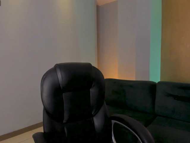 ValeriaRivera1's BongaCams show and profile