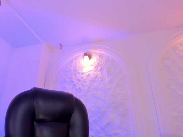 ValeriaRivera1's BongaCams show and profile