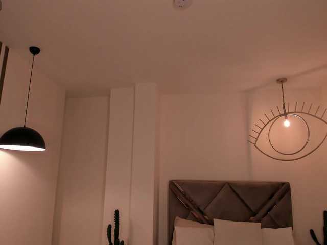 ValeriaRivera1's BongaCams show and profile