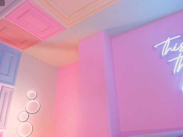 ValeriaRivera1's BongaCams show and profile