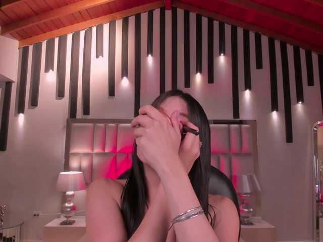 ValeriaRivera1's BongaCams show and profile