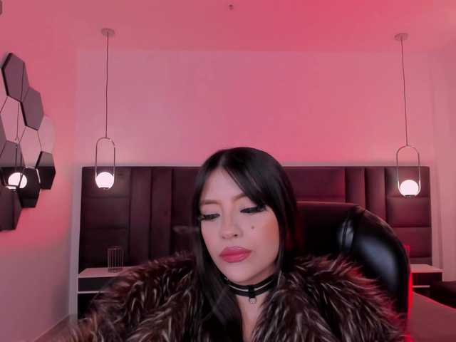 ValeriaRivera1's BongaCams show and profile