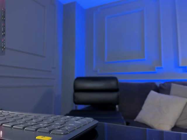 KatieStonne's BongaCams show and profile