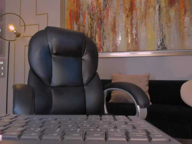 KatieStonne's BongaCams show and profile