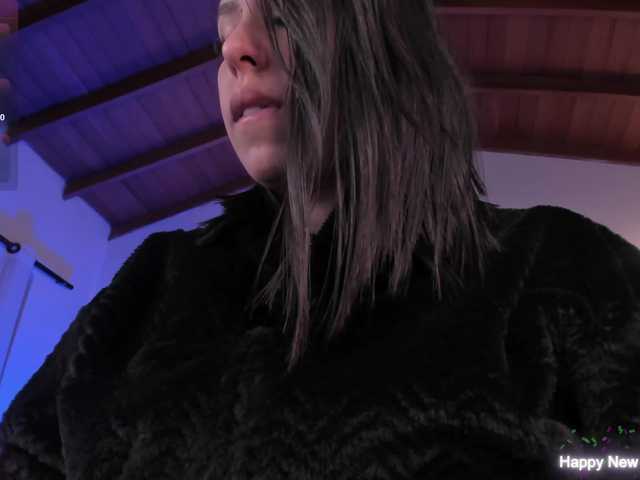 KatieStonne's BongaCams show and profile