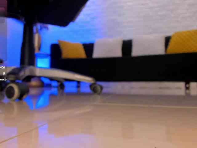 KatieStonne webcam