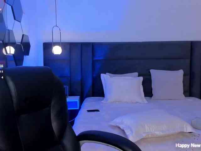 KatieStonne KatieStonne