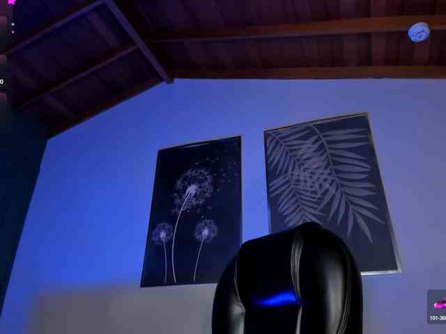 KatieStonne webcam