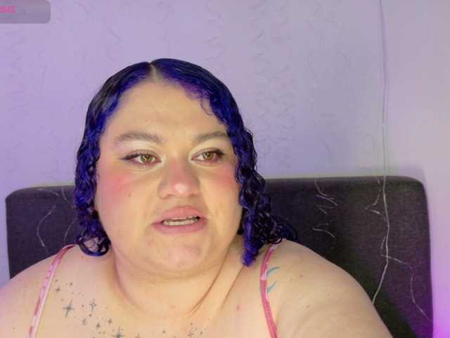 lunitaa0's BongaCams show and profile