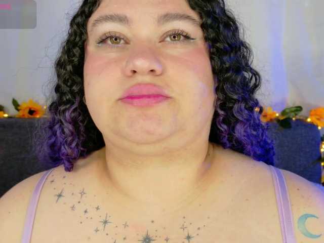 lunitaa0 webcam bongacams model stream image