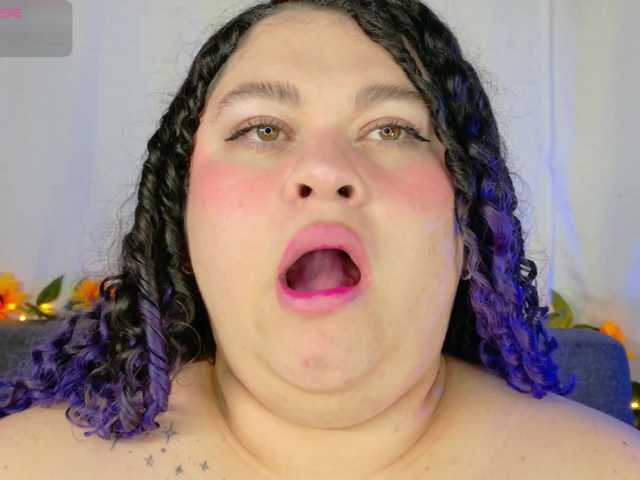 lunitaa0's BongaCams show and profile