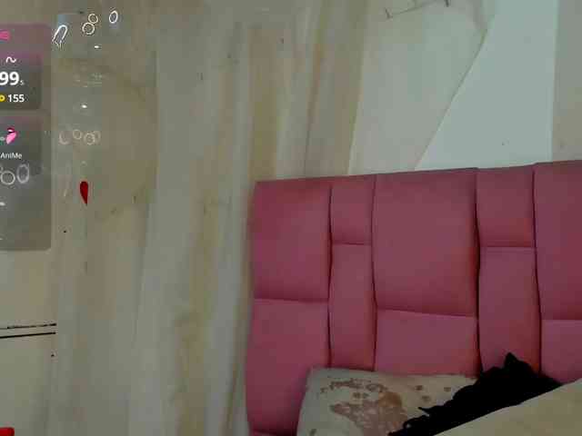 Samantha-black webcam