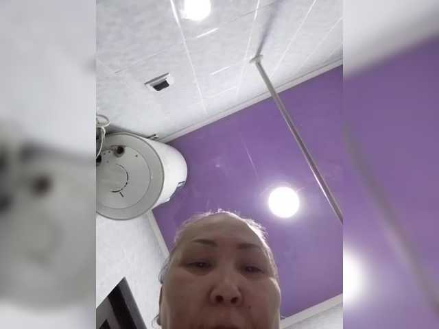 Qweentis on BongaCams 