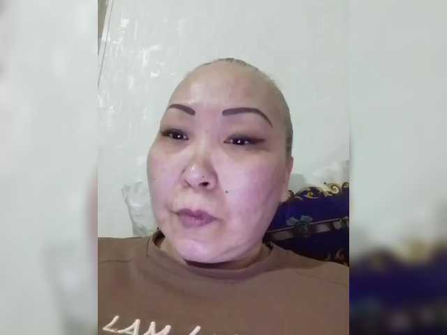 Qweentis Live Cam on BongaCams