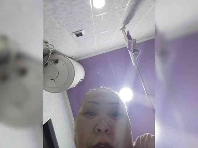 F_L_I_R_T_I_N_G webcam