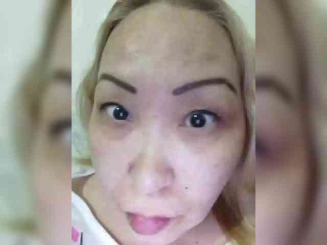 Qweentis Live Webcam on BongaCams